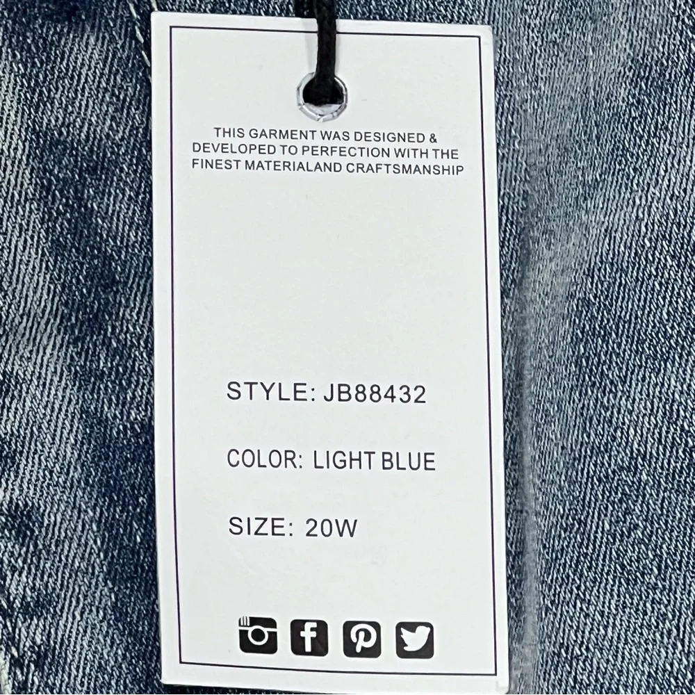 Judy Blue Jeans Skinny Distressed Lace Detail Splatter JB88432 LW Sz. 20W NWT - Picture 5 of 12